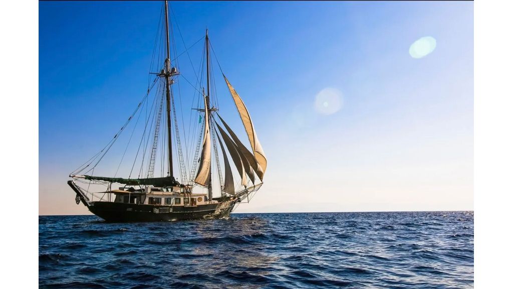 Arktos Motor Sailer (038)