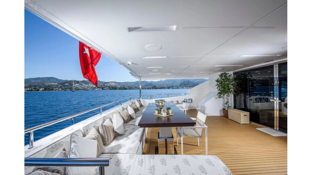 Benetti 125 For Sale (207)