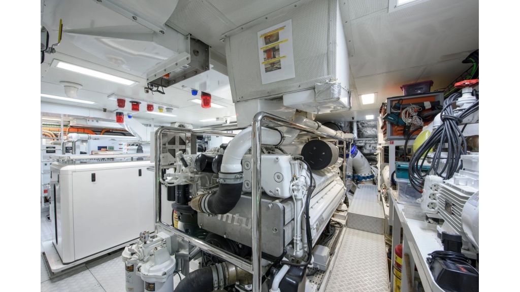 Benetti 125 For Sale (249)