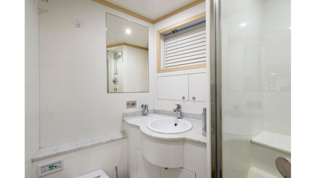 Benetti 125 For Sale (254)