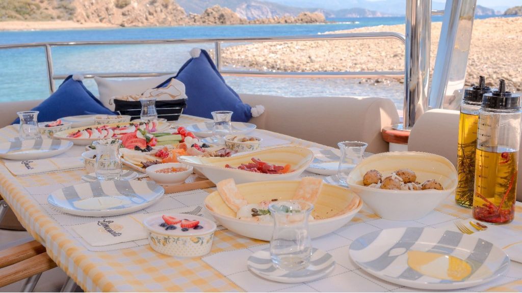 18M Luxury Gulet (004)