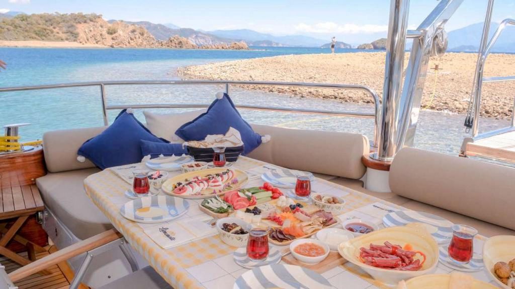 18M Luxury Gulet (013)