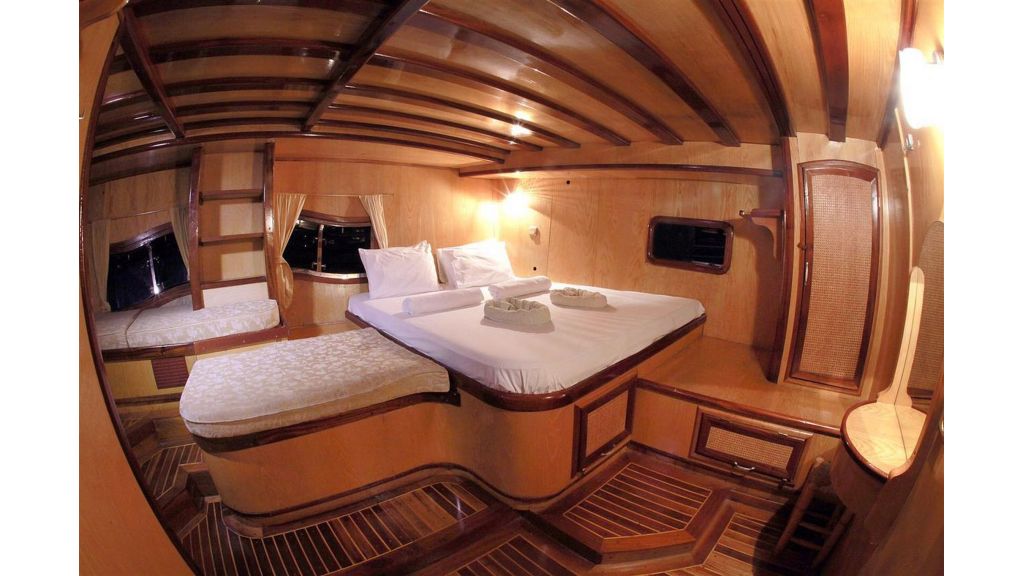 30M Ketch Gulet 2006 (005)