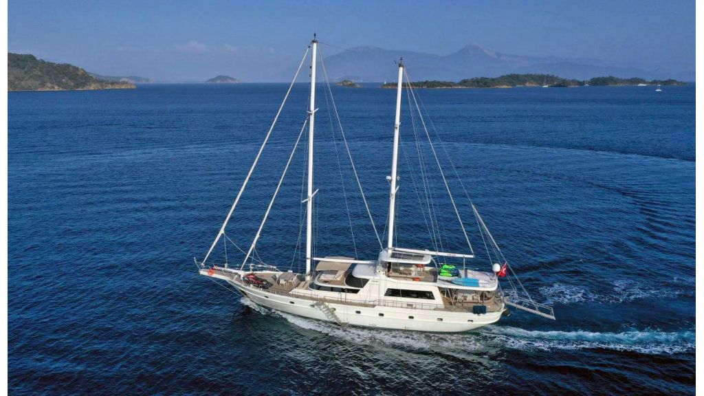 5 Cabins Ketch Gulet (003)