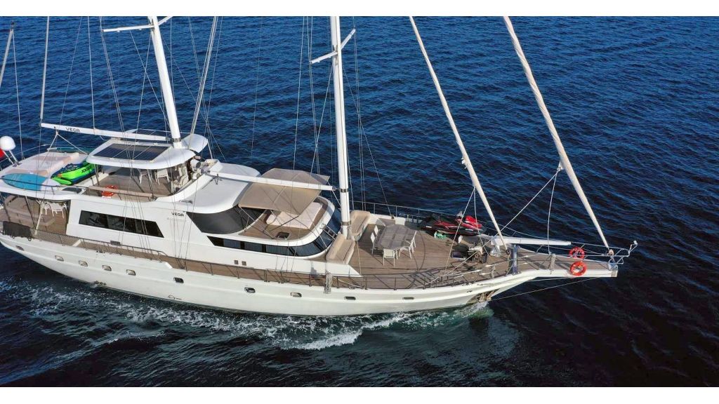 5 Cabins Ketch Gulet (004)