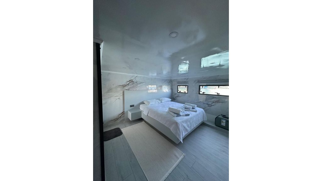 Lagertha Trawler (012)