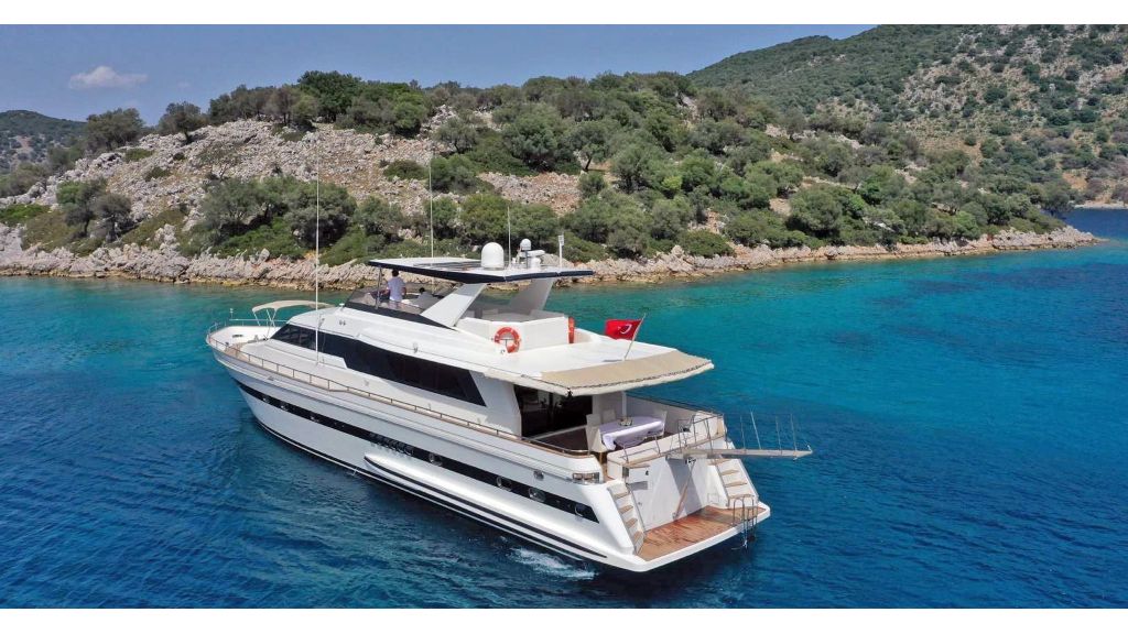 Motor Yacht Falcon 80 (006)