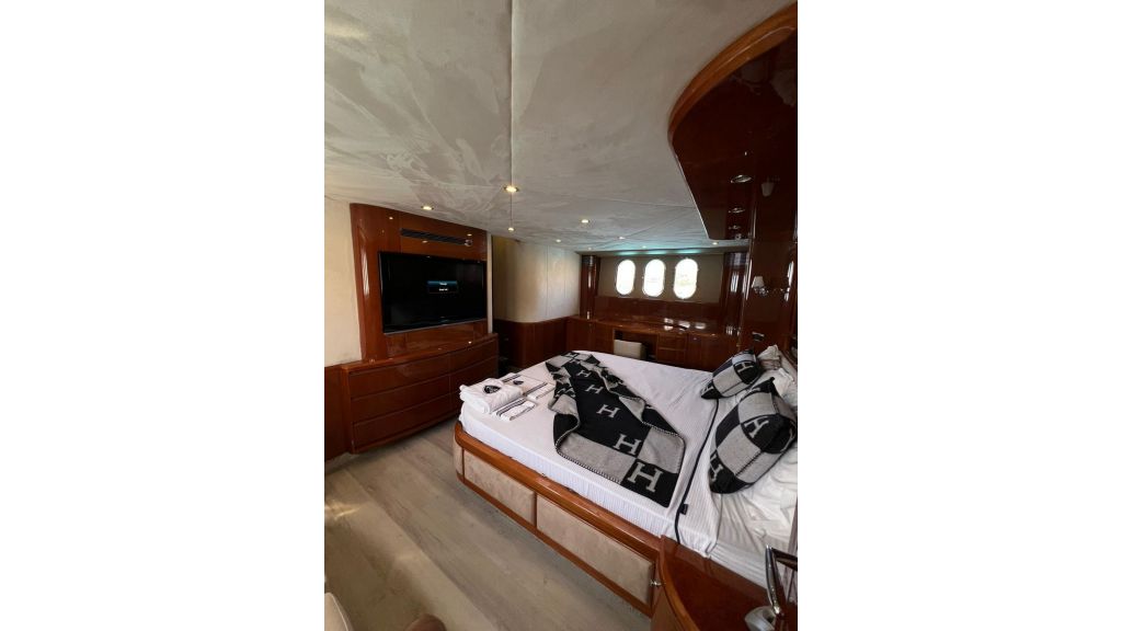 Motor Yacht Freya (003)