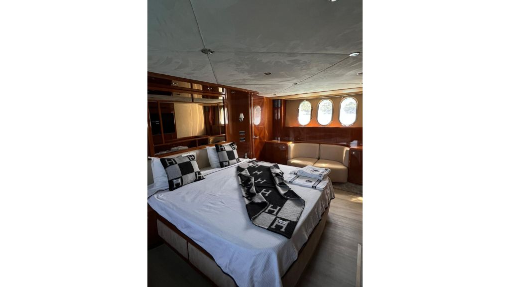 Motor Yacht Freya (009)