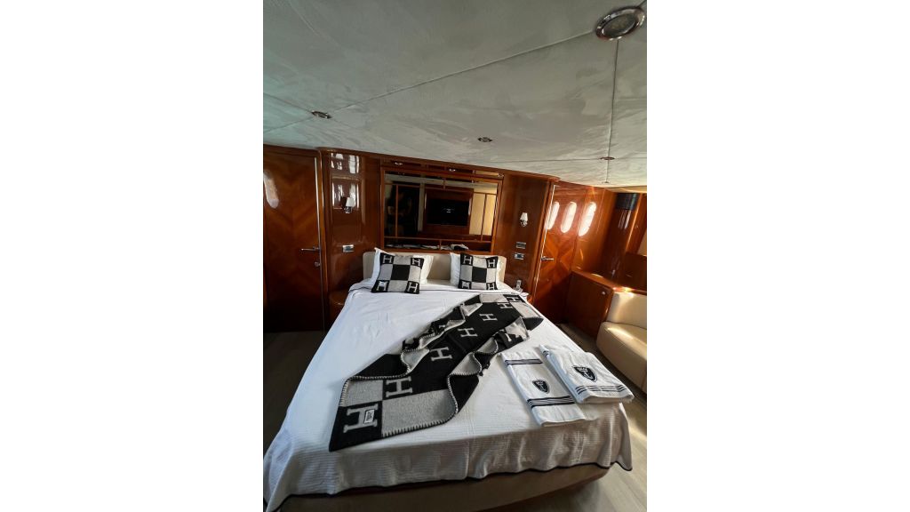 Motor Yacht Freya (056)