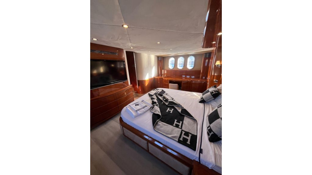 Motor Yacht Freya (058)