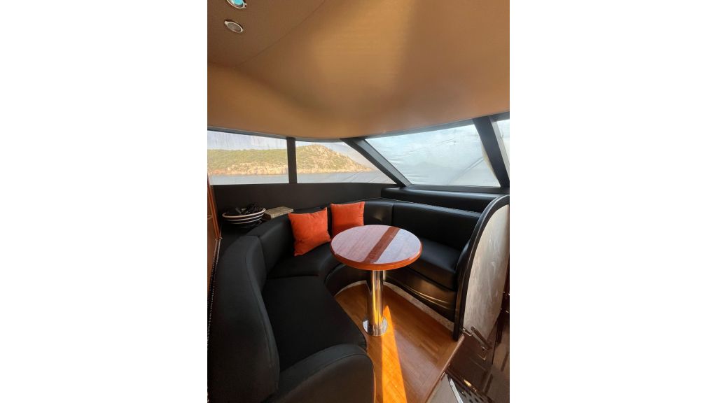 Motor Yacht Freya (071)