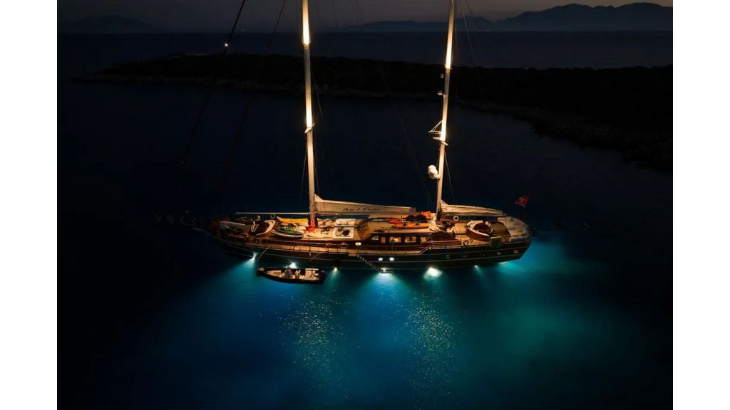 2007 Custom Gulet Motorsailer (012)