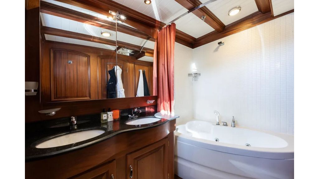 2007 Custom Gulet Motorsailer (042)