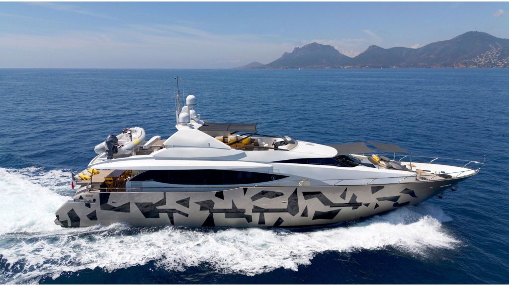 Quantum Motor Yacht (101) master