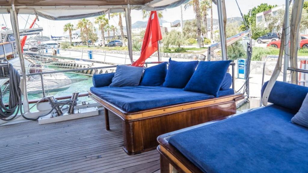 Turquoise Seas (002)