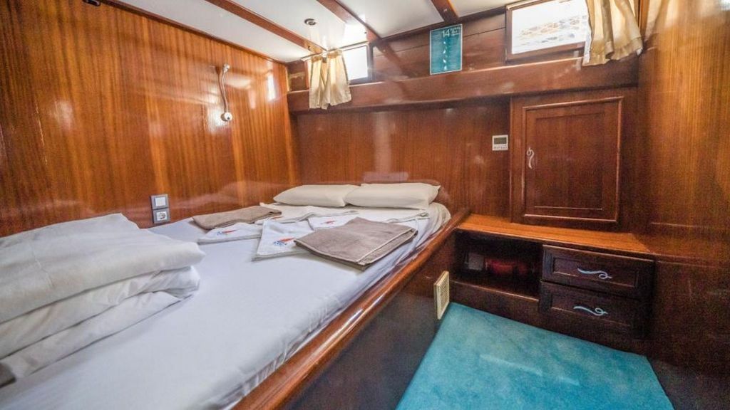 Turquoise Seas (011)