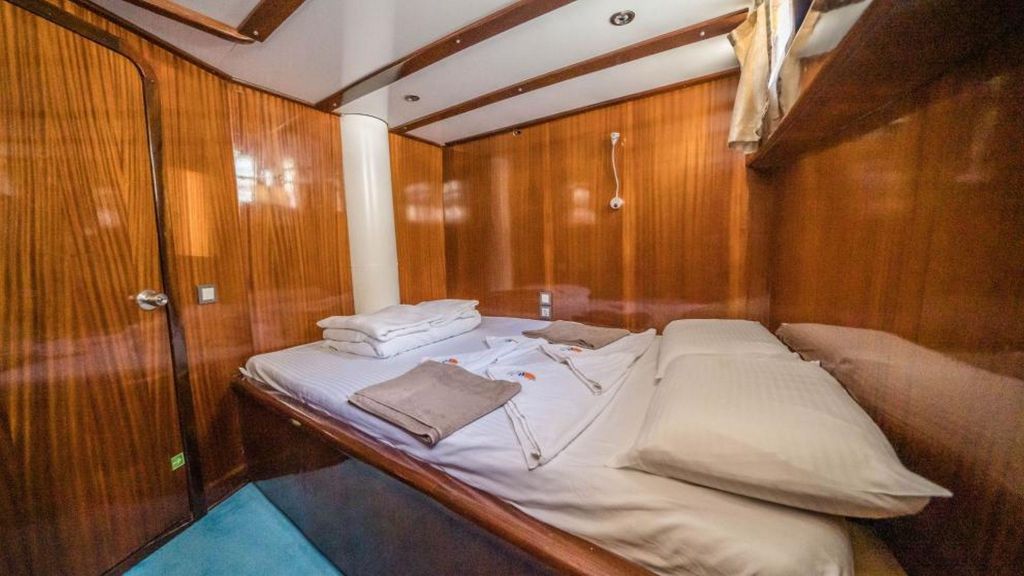 Turquoise Seas (015)