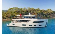 Naviga Motor Yacht