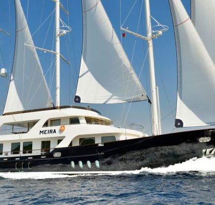 Meira Luxury Yacht master