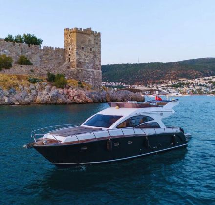 Exclusive Motor Yacht Moonlight (008) master