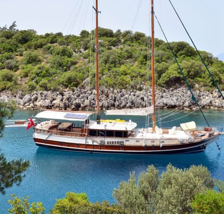 Fethiye-built gulet for sale master