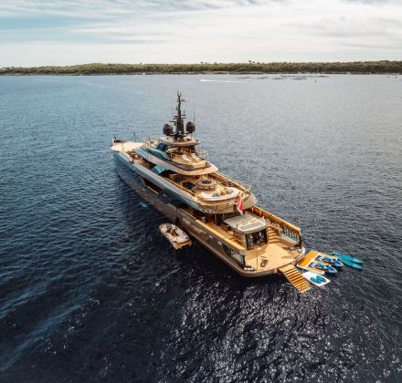 Raja2 MotorYacht (001)