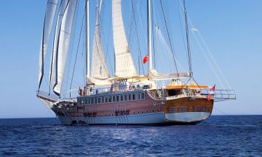 Mega Cruise Gulet