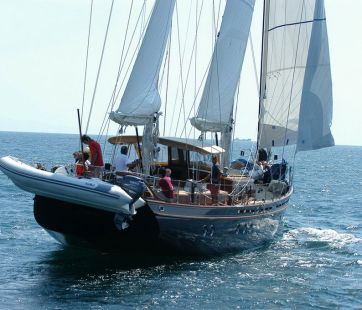 1288884796_sailing_yacht__21