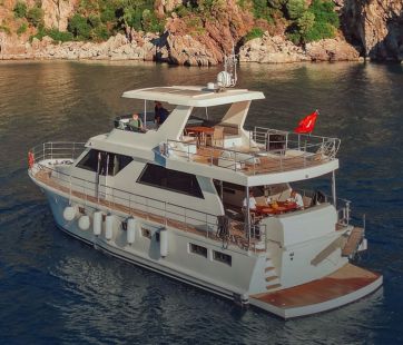 Vera 34 Motor Yacht MASTER(002)
