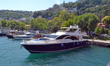 Ocean Power Motor Yacht
