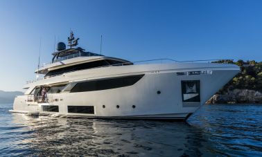 Ferretti Navetta 33m Motor Yacht