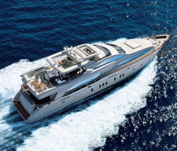 Azimut-116-full-speed